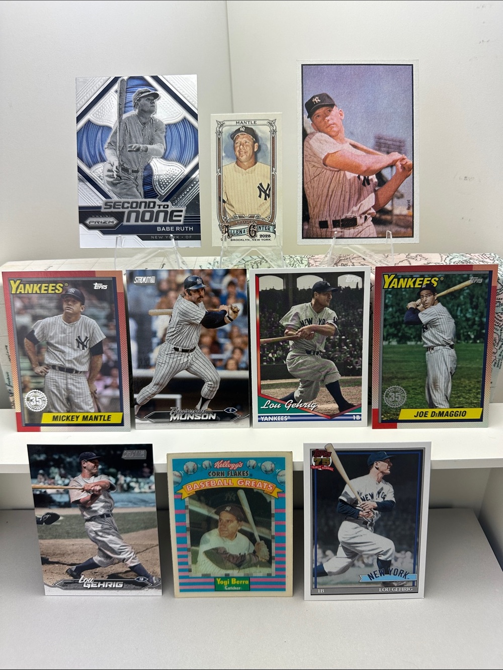 Yankees Golden Era tribute lot of 10 Ruth/Mickey Mantle/Dimaggio/Gehrig/Berra